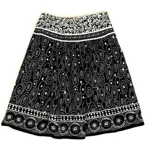 Harold's Circle Skirt Size 4 Paisley Print Sequins